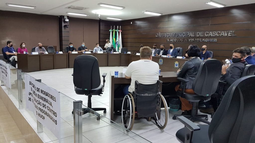 Saúde: Com objetivo de zerar fila de espera, audiência pública é realizada na Câmara de Vereadores Saúde: Com objetivo de zerar fila de espera, audiência pública é realizada na Câmara de Vereadores
