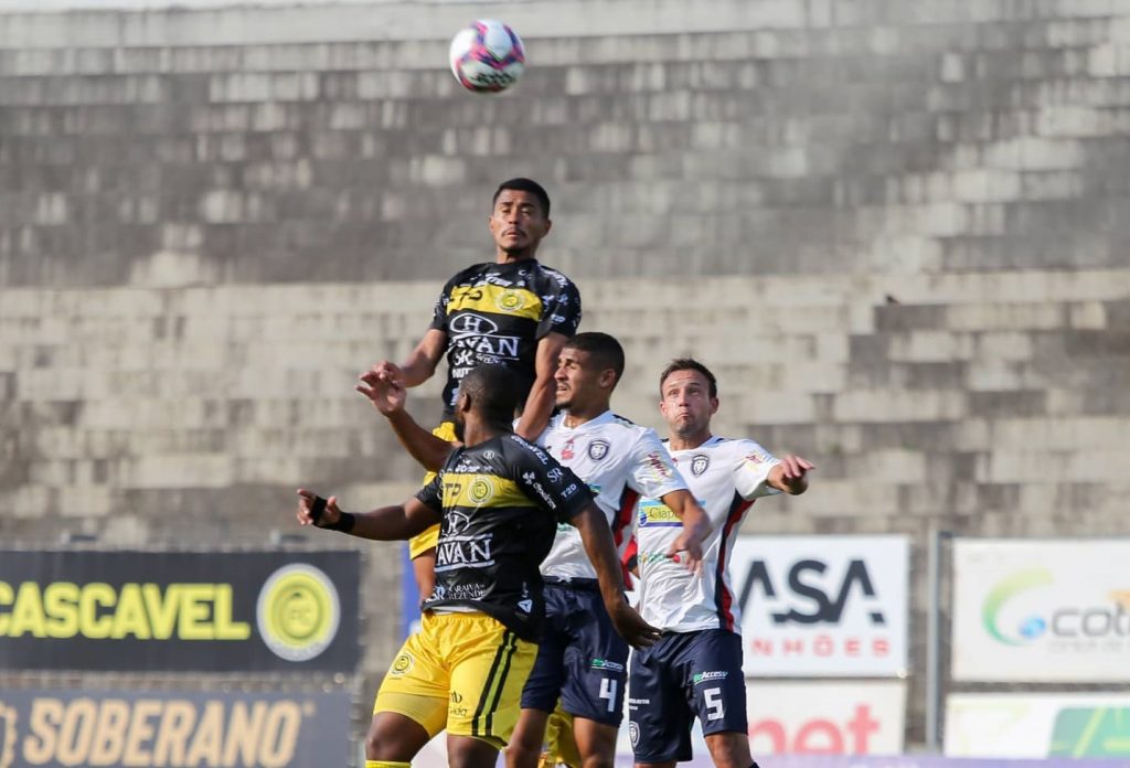 Após derrota contra o time de Cianorte, FC Cascavel publica nota em rede social: “Agora é levantar a cabeça e se preparar”