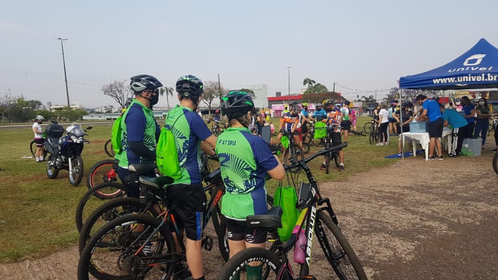 Passeio ciclístico pela Avenida Brasil mobiliza cascavelenses na manhã deste domingo Passeio ciclístico pela Avenida Brasil mobiliza cascavelenses na manhã deste domingo