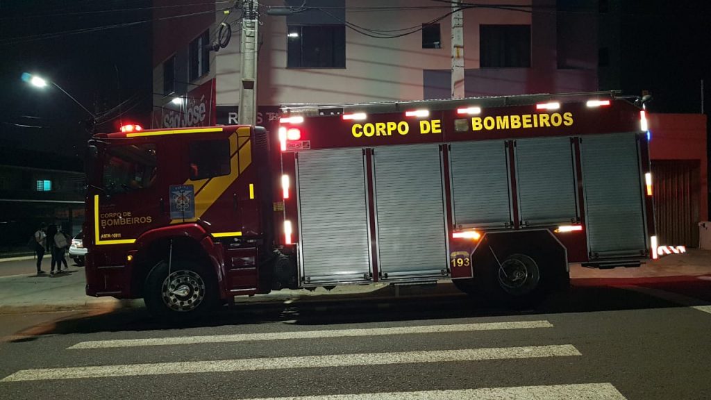 Vazamento de gás mobiliza Bombeiros até apartamento na Avenida das Torres Vazamento de gás mobiliza Bombeiros até apartamento na Avenida das Torres