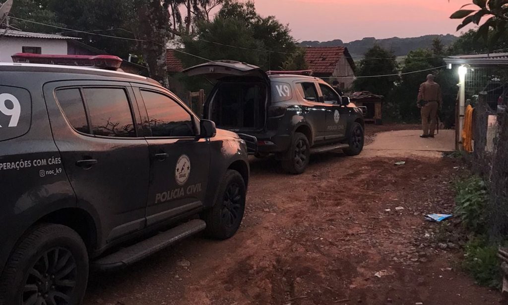 Forças de segurança prendem acusados de homicídio em Mangueirinha