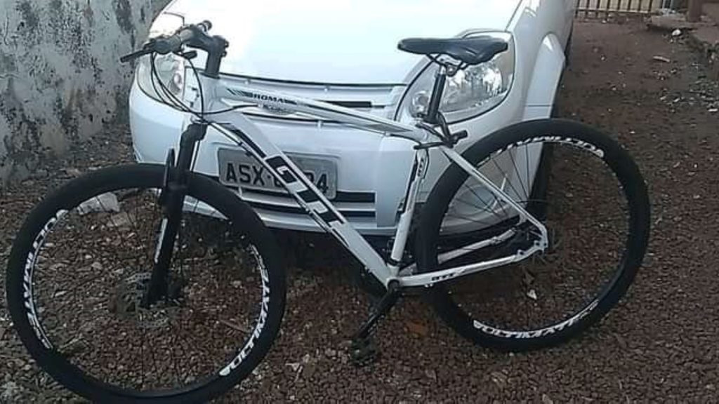 Bicicleta da marca GTI foi furtada no Bairro Universitário