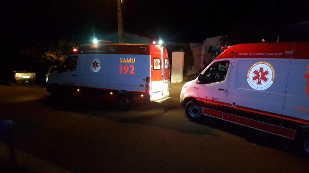 Duas ambulâncias do Samu são mobilizadas para atender homem em surto no Jardim Melissa