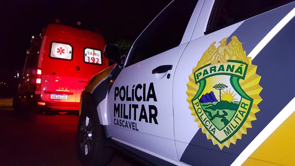 Mulher em surto é atendida pelo Samu com apoio da PM no Parque dos Ipês