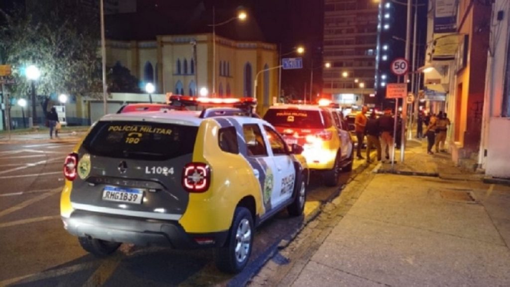 Briga generalizada mobiliza autoridades no centro de Ponta Grossa