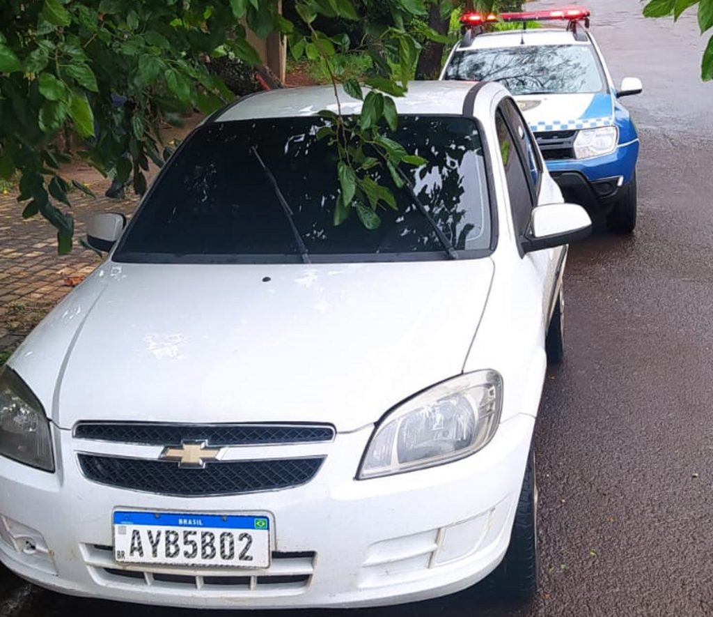 Celta furtado no Coqueiral é encontrado pela Guarda Municipal na Rua Maranhão