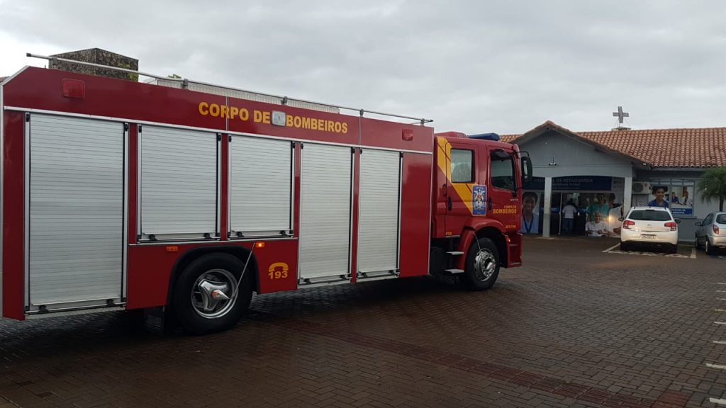 Chuva alaga Hospital de Retaguarda e mobiliza Bombeiros e Defesa Civil