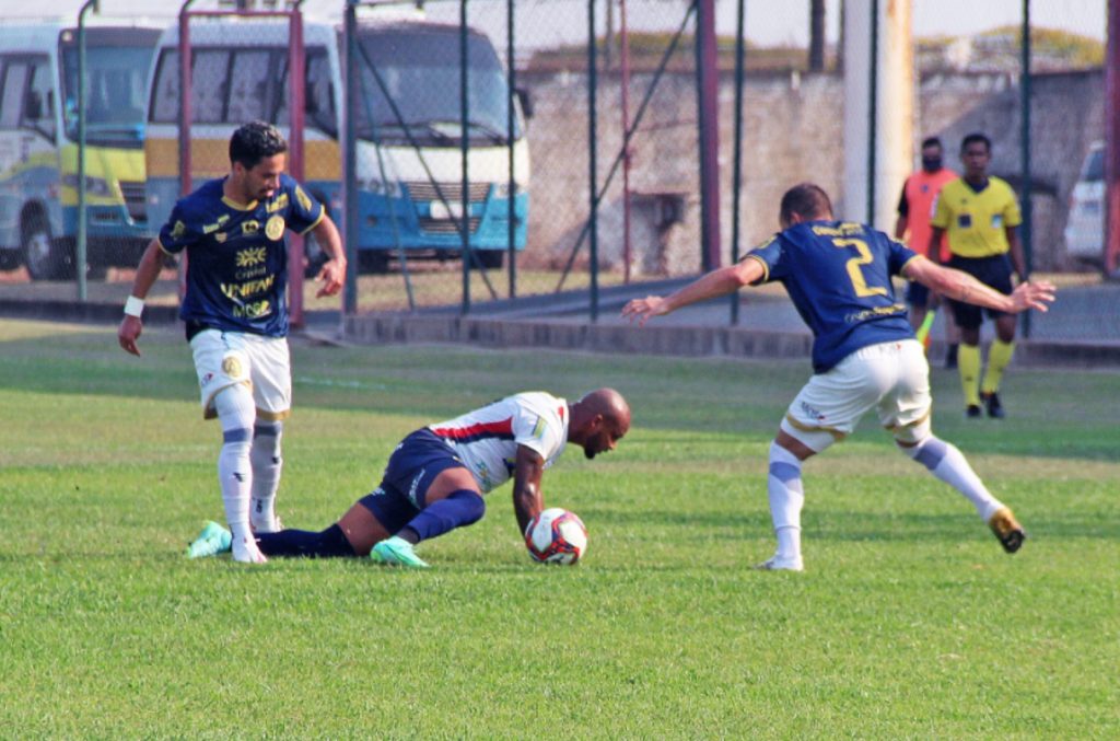 Aparecidense-GO bate Cianorte por 1 a 0 e vai às quartas da Série D