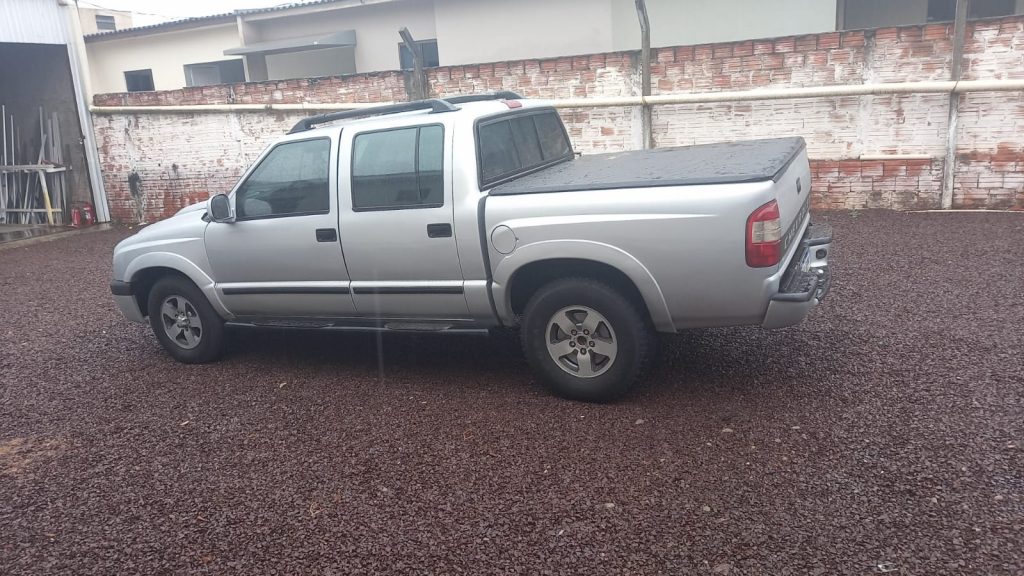 Caminhonete S-10 é furtada no Bairro Santo Onofre, em Cascavel