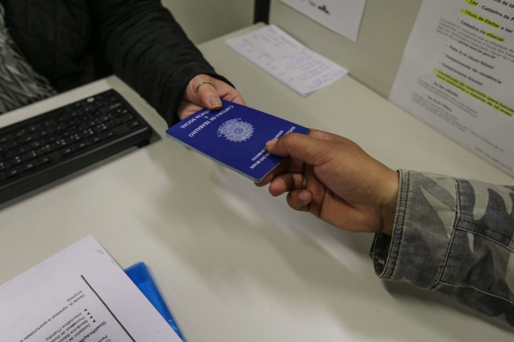 Semana começa com 9.588 vagas ofertadas pelas Agências do Trabalhador