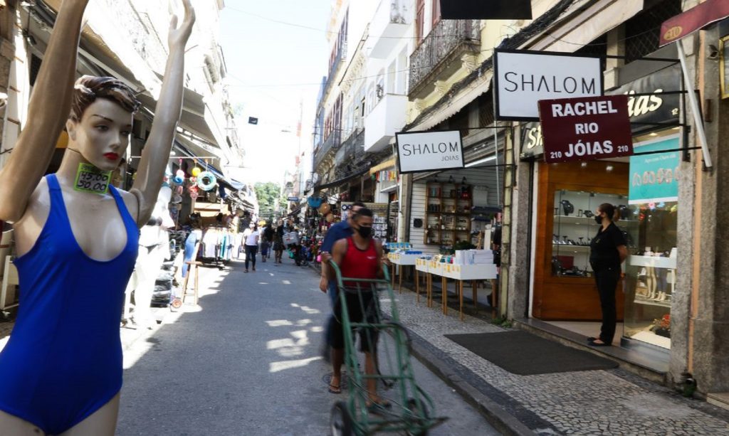 Maioria de postos de trabalho foi criada por micro e pequena empresas