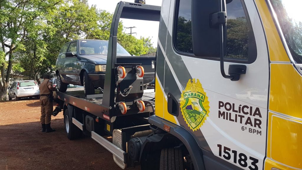 Uno de cor azul é recuperado pela PM