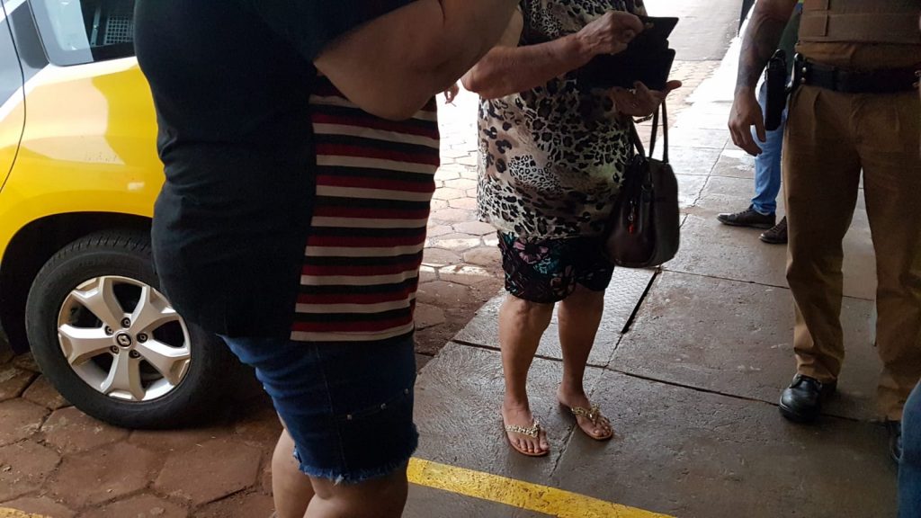 Homem acusado de agredir a mãe e a irmã é detido pela PM em Cascavel