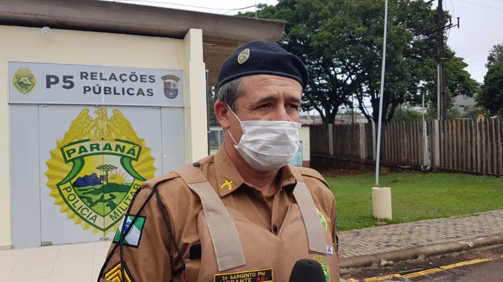 Adolescente ferida com tiro na nuca teria sido vítima de “bala perdida”, aponta PM Adolescente ferida com tiro na nuca teria sido vítima de “bala perdida”, aponta PM