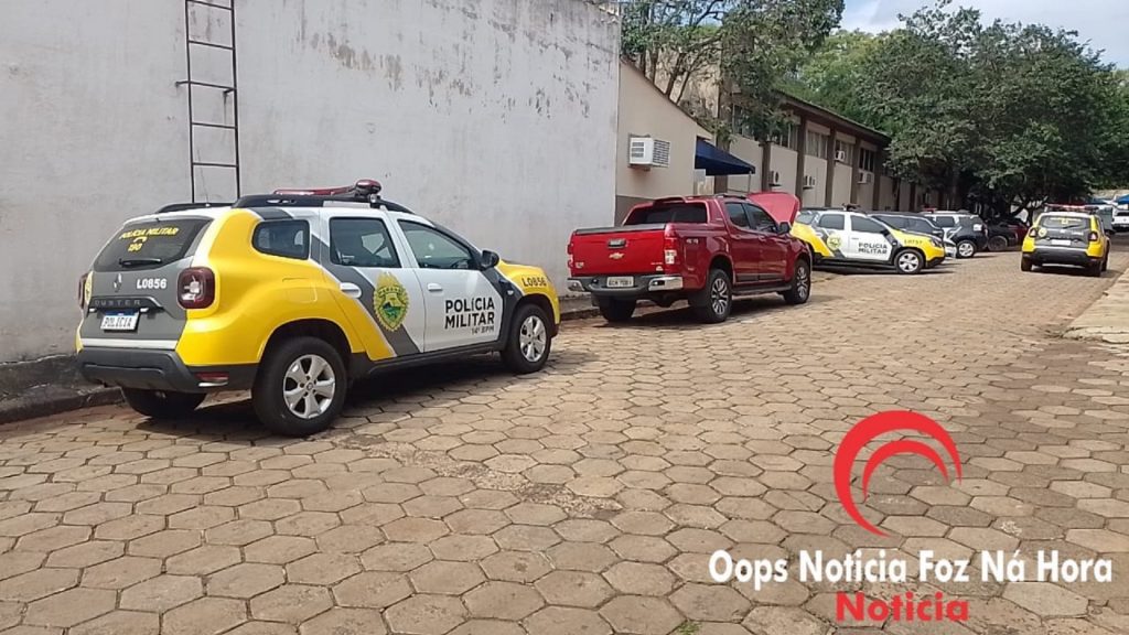 Três ladrões assaltam casa em Foz do Iguaçu; um deles foi detido e alegou que pegou o veículo “para dar uma volta”