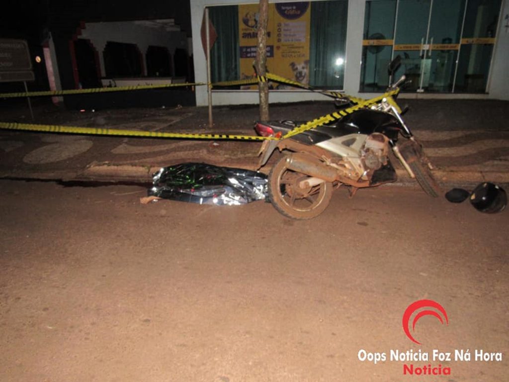 Homem é assassinado com tiros na cabeça em meio a via pública em Santa Helena