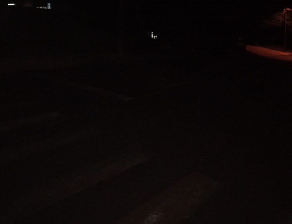 Moradores reclamam de falta de iluminação pública em rua no Presidente