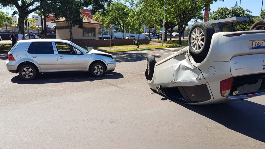 Capotamento é registrado em Cascavel