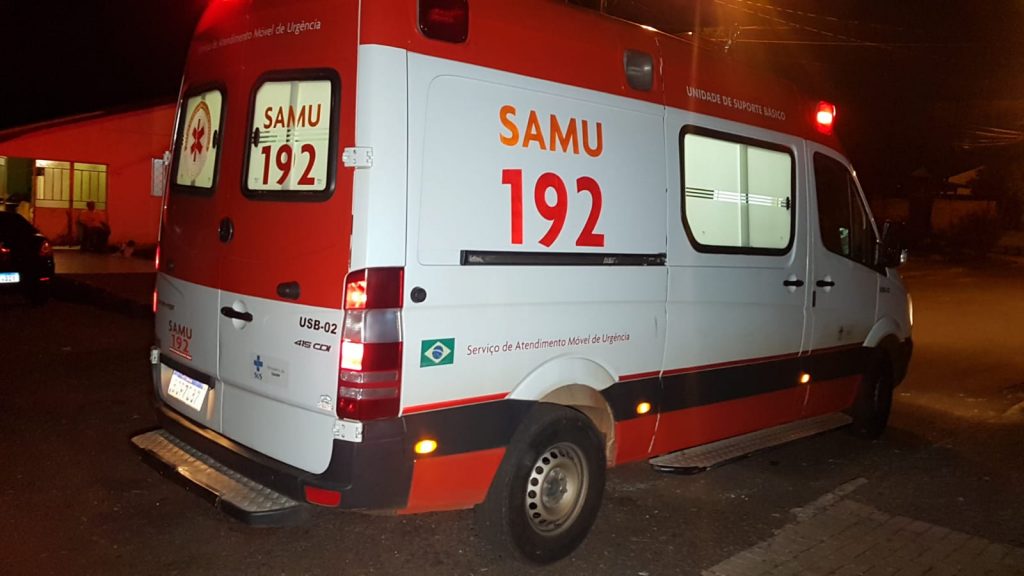 Samu atende motociclista ferido no Bairro Universitário; homem foi socorrido em casa