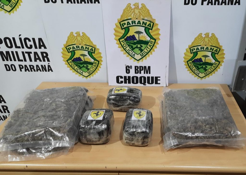 Choque apreende entorpecente em ônibus de transporte interestadual de passageiros