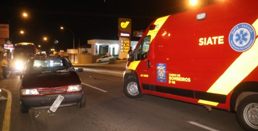 Rapaz é atropelado e levado à unidade hospitalar de Ponta Grossa