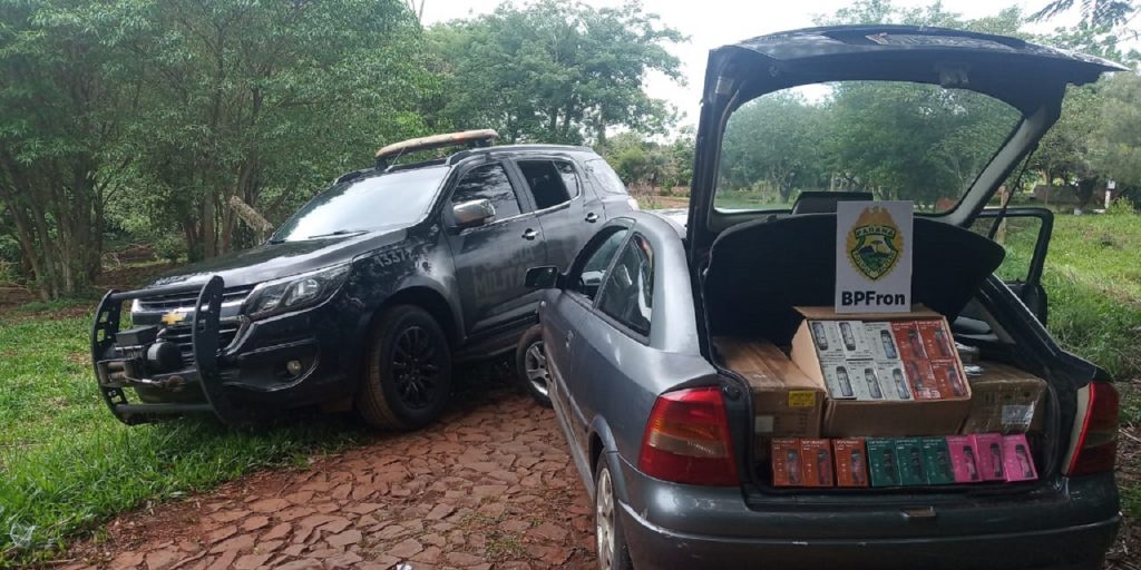 BPFron apreende carro com carga de 1.250 vaporizadores eletrônicos em Santa Terezinha do Itaipu