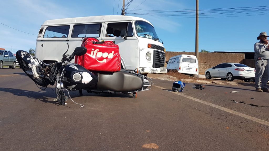 Kombi e moto se envolvem em colisão às margens da BR-277, no XIV de Novembro; Siate foi mobilizado