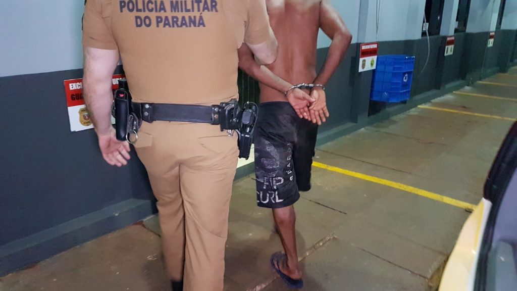 Acusado de ameaçar a mãe com uma faca, homem é detido pela PM no Bairro Morumbi