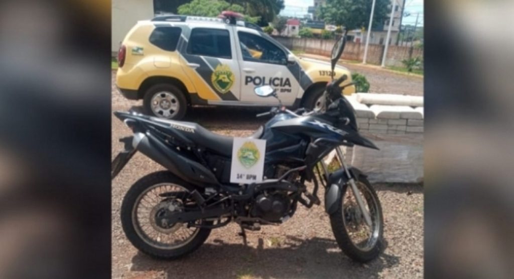 PM recupera motocicleta com queixa de furto em Medianeira