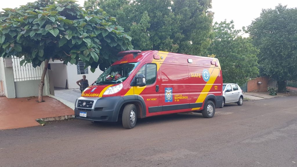 Menino de 4 anos é atingido na cabeça por armário que acabou tombando em casa no Bairro Floresta; Siate foi mobilizado