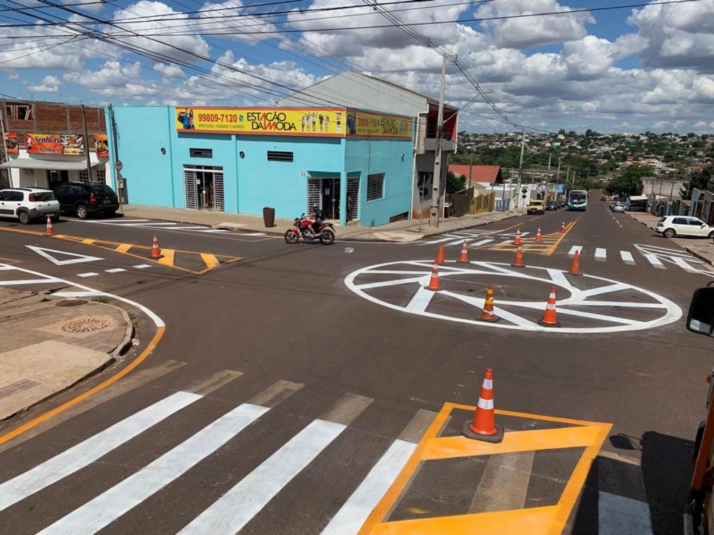 Transitar realiza ação educativa em nova rotatório em Cascavel