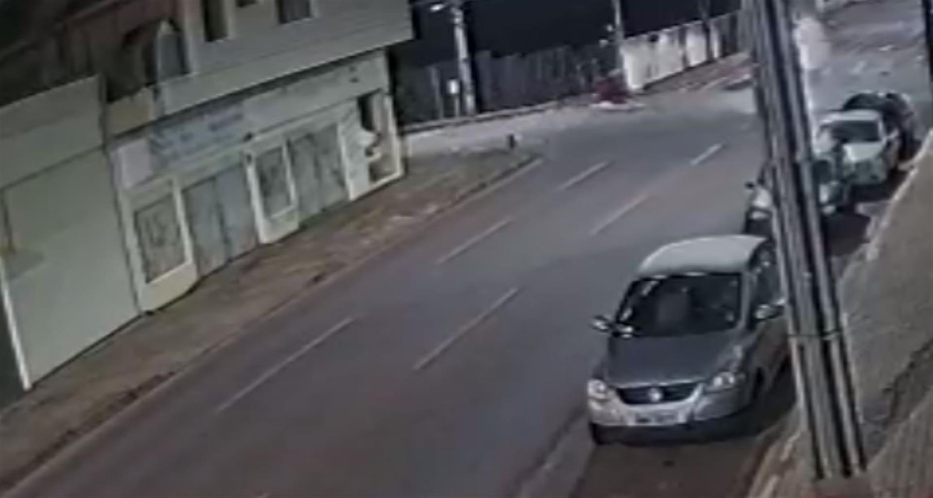 Novas imagens mostram a colisão que deixou motociclista gravemente ferido em Cascavel