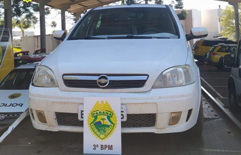 PM recupera veículo roubado em Pato Branco
