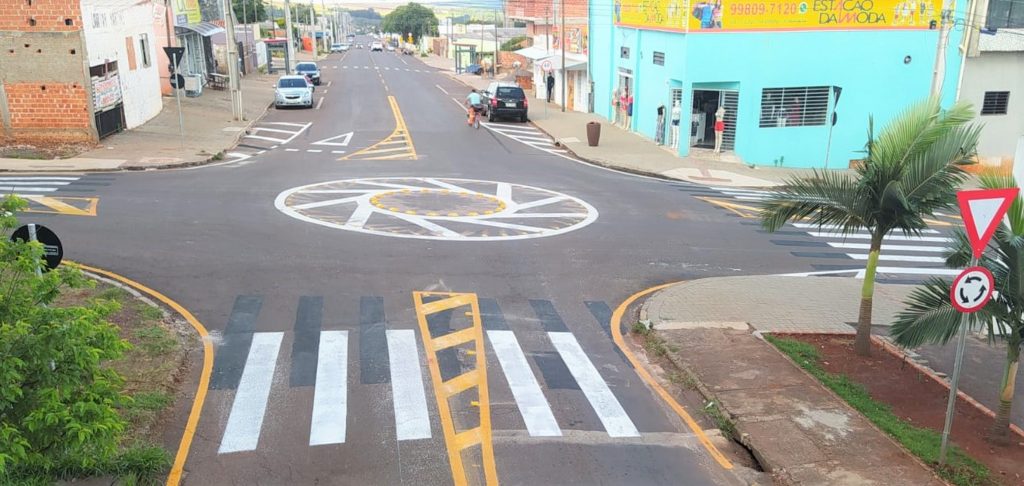 Visando à redução de acidentes, Transitar autoriza rotatória no cruzamento da Rua Mato Grosso x Treze de Maio