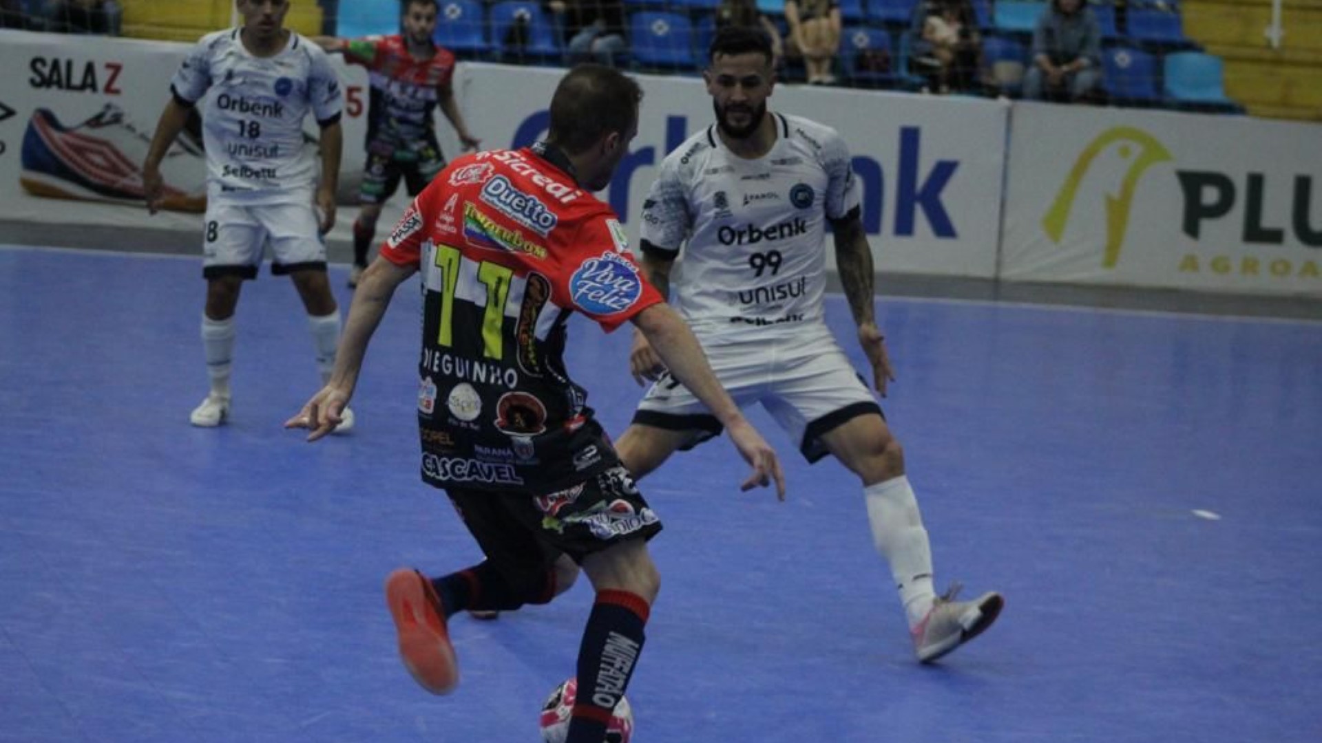 É hoje! Cascavel Futsal tem importantíssimo duelo contra o Tubarão, na Neva, por vaga nas quartas da LNF