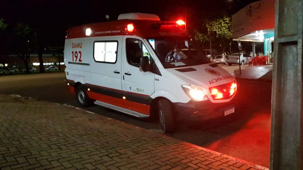 Em surto, homem mobiliza Samu e PM a posto de combustíveis na Avenida Assunção
