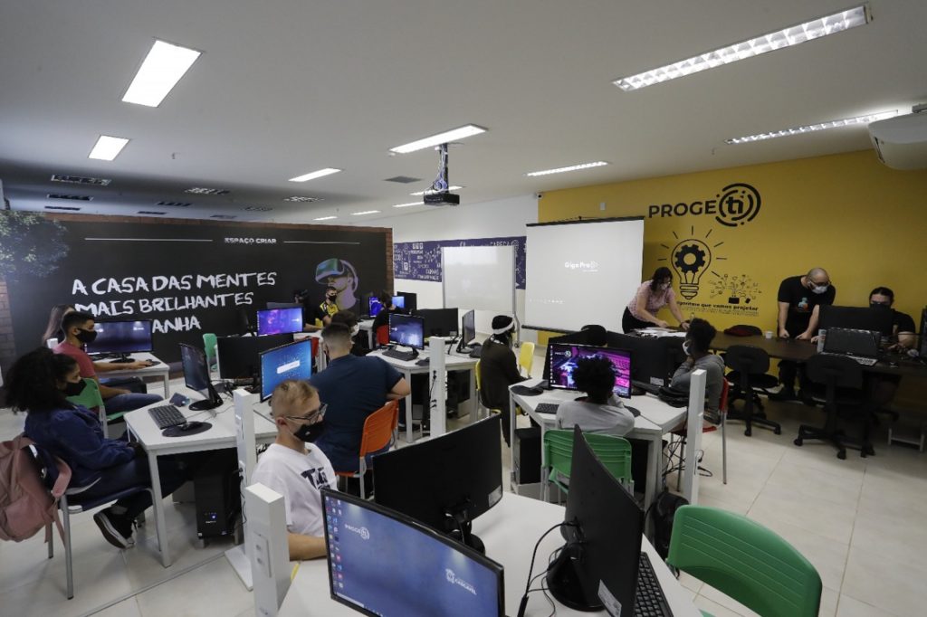 Progeti: Primeira turma de Lógica de Programação inicia as aulas