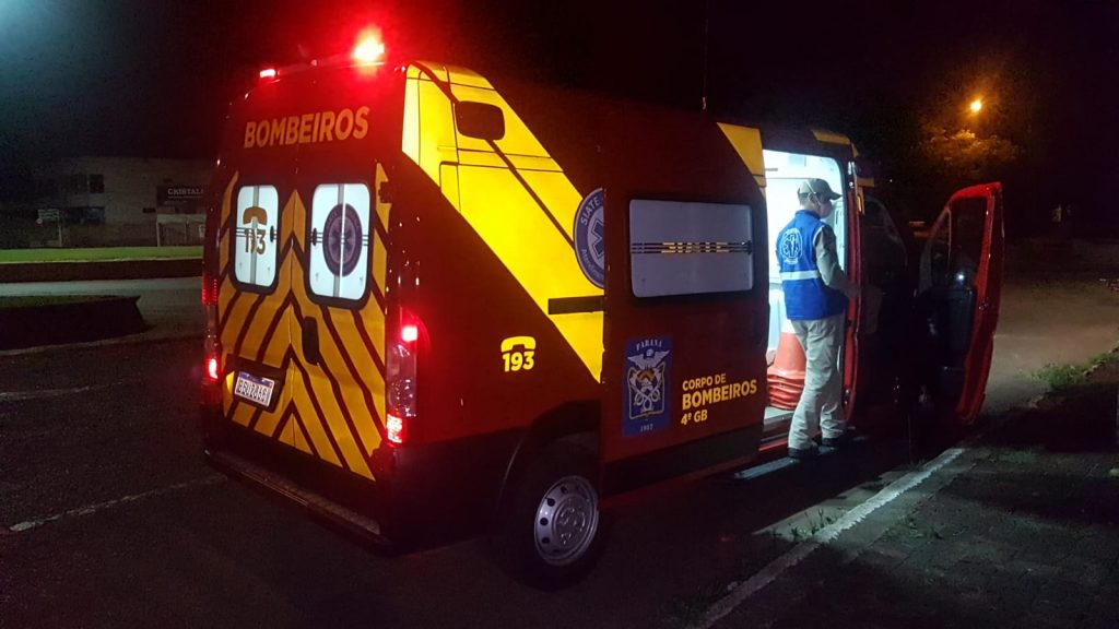 Homem de 38 anos sofre queda na Avenida Carlos Gomes e precisa dos cuidados do Siate
