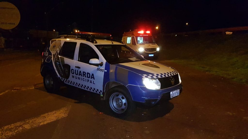 Em surto, jovem de 22 anos recebe amparo do Samu com apoio da GM no Bairro Cataratas
