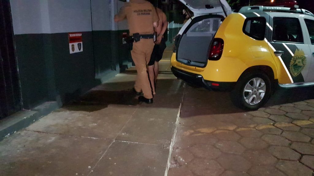 Casal troca agressões físicas no Bairro Santo Onofre e acaba detido pela Polícia Militar