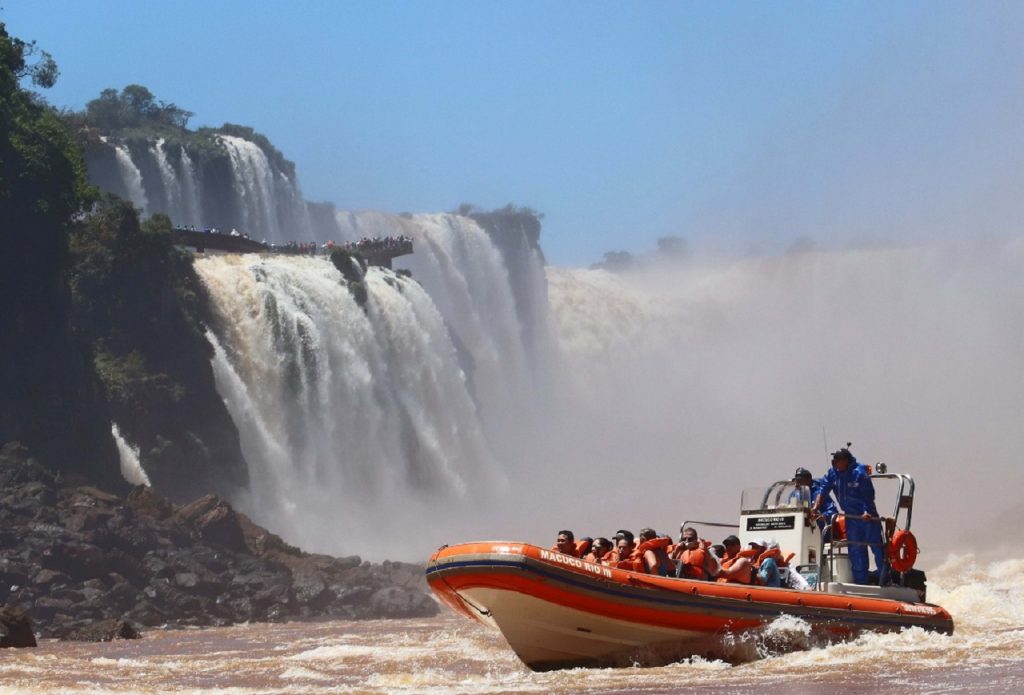 Primeiro feriado de novembro terá ocupação máxima em Foz do Iguaçu