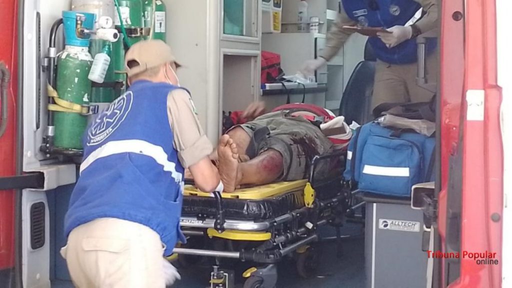 Homem fratura o braço em acidente de trânsito na BR-277, em Foz do Iguaçu