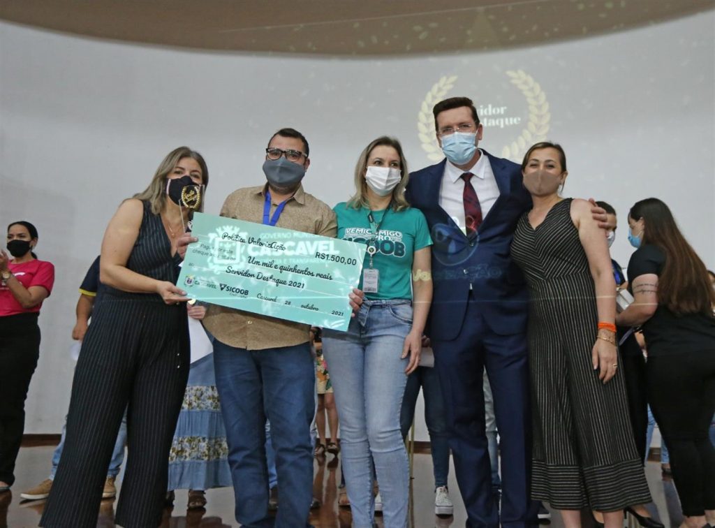 Dia do Servidor: Prêmio Servidor Destaque valoriza o funcionalismo público