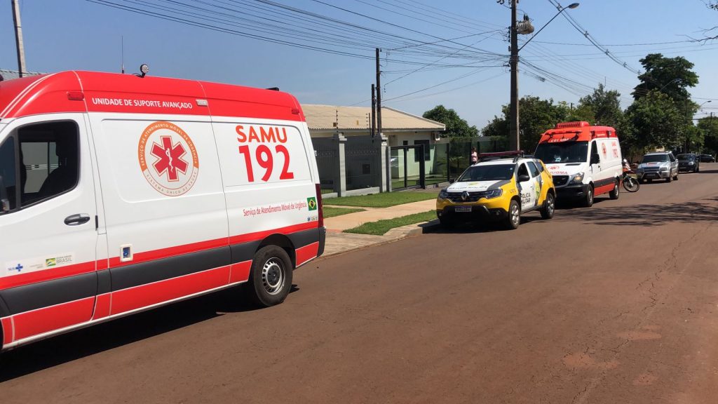Em surto, mulher de 24 anos quebra objetos dentro de casa com martelo em Cascavel