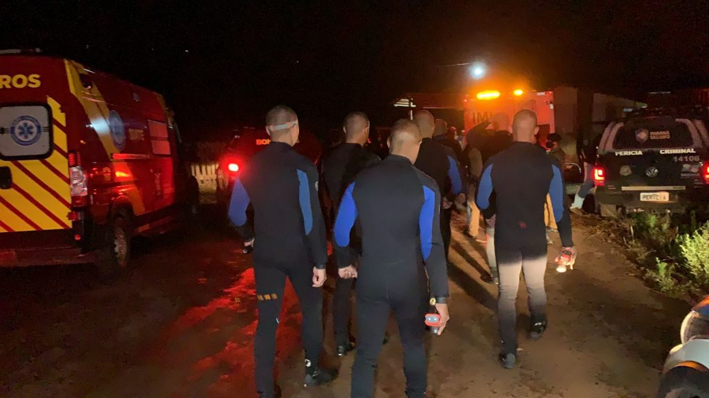 Policiais militares são mobilizados para procurarem garota desaparecida em riacho
