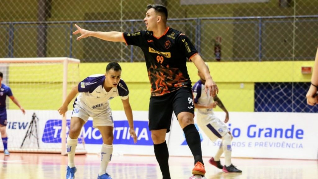 LNF: com goleada, Carlos Barbosa elimina o Minas e segue para as quartas de final da competição