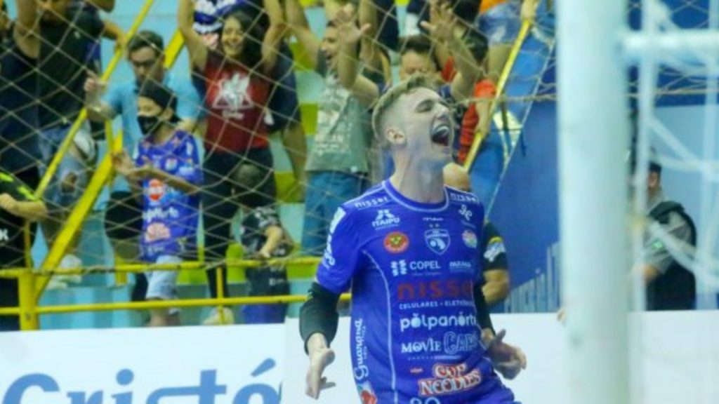 Foz Cataratas faz 5 a 1 no Corinthians, segura empate na prorrogação e avança na LNF