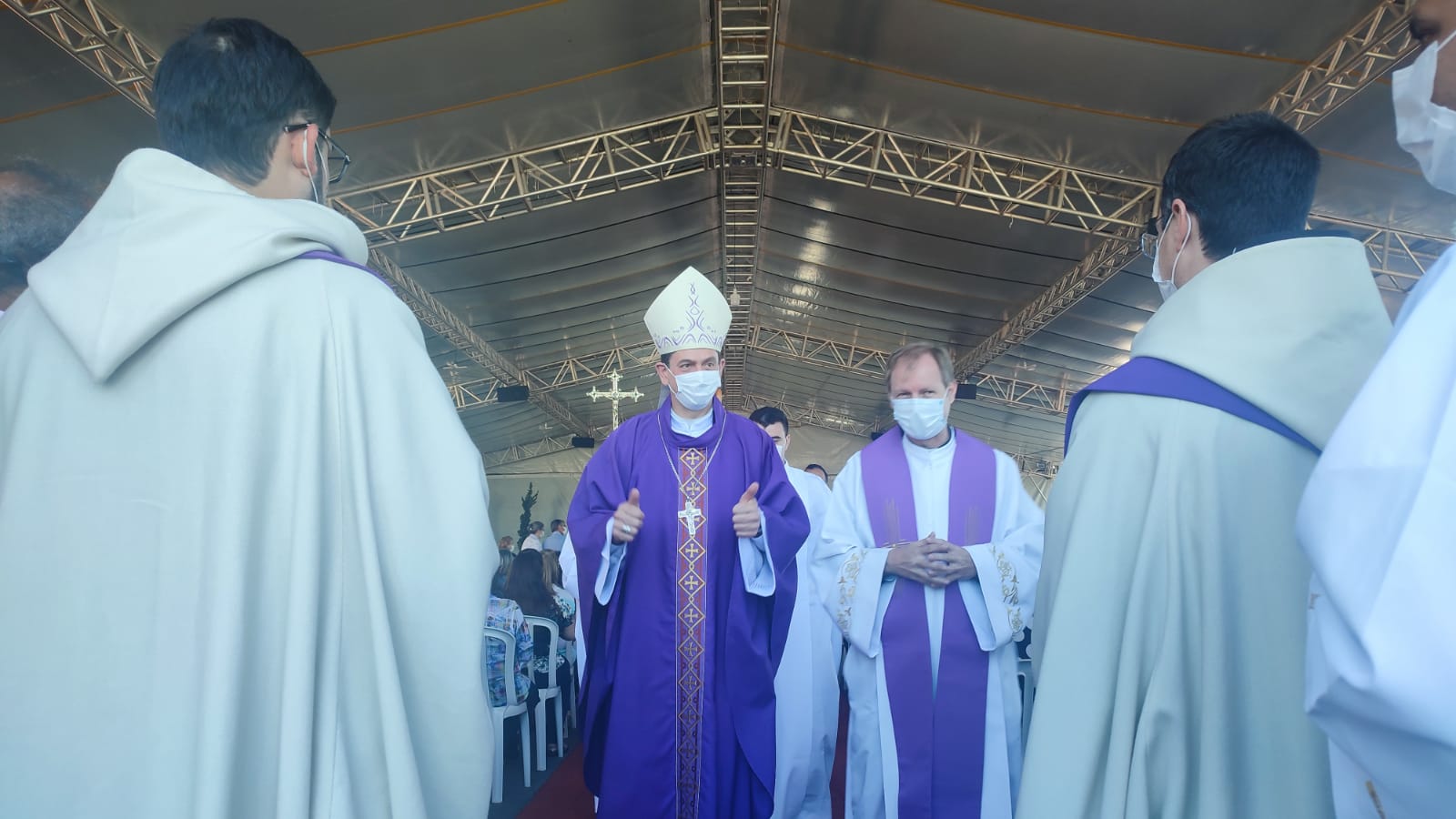 Arcebispo Dom Adelar Baruffi deverá ser transferido hoje a Curitiba Arcebispo Dom Adelar Baruffi deverá ser transferido hoje a Curitiba