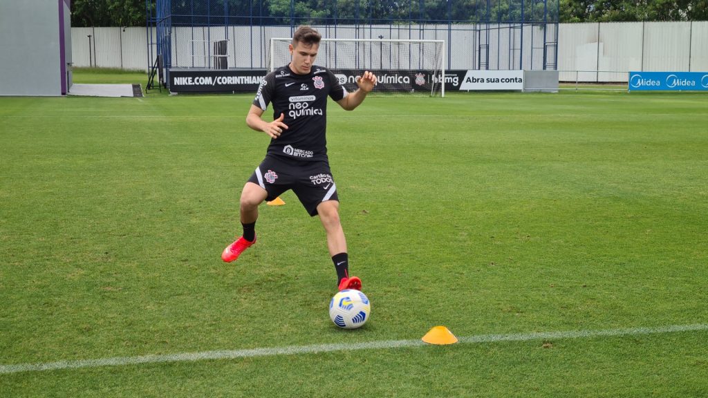 Corinthians se reapresenta após vitória sobre a Chape