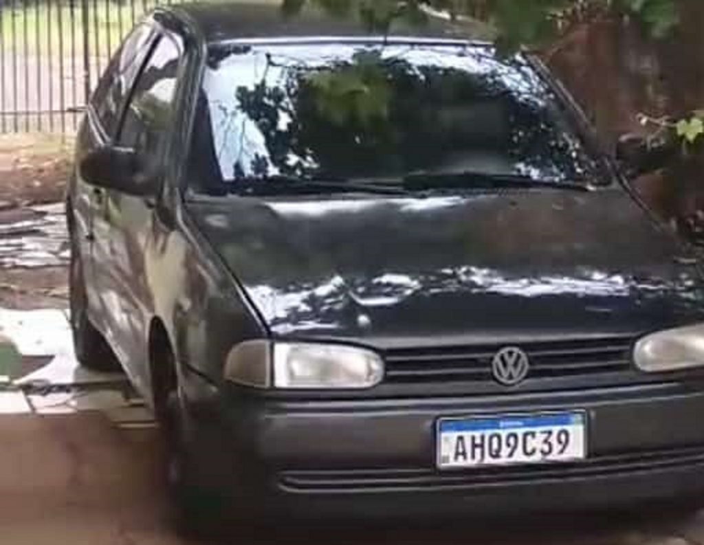 Gol com placas AHQ-9C39 é furtado nas proximidades do Cemitério São Luiz; no carro havia bolsa e documentos